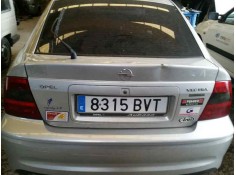 OPEL VECTRA B BERLINA