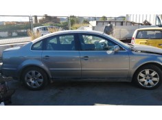 VOLKSWAGEN PASSAT BERLINA (3B3)