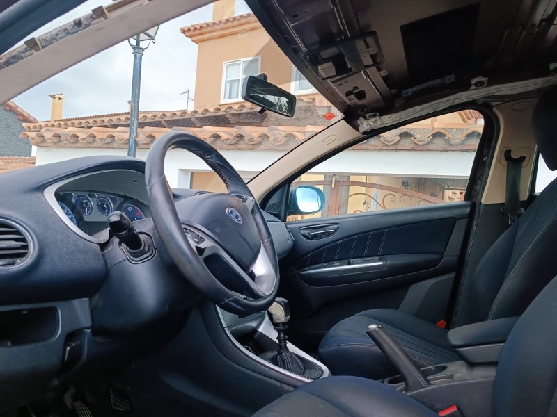 lancia delta (181) del año 2009