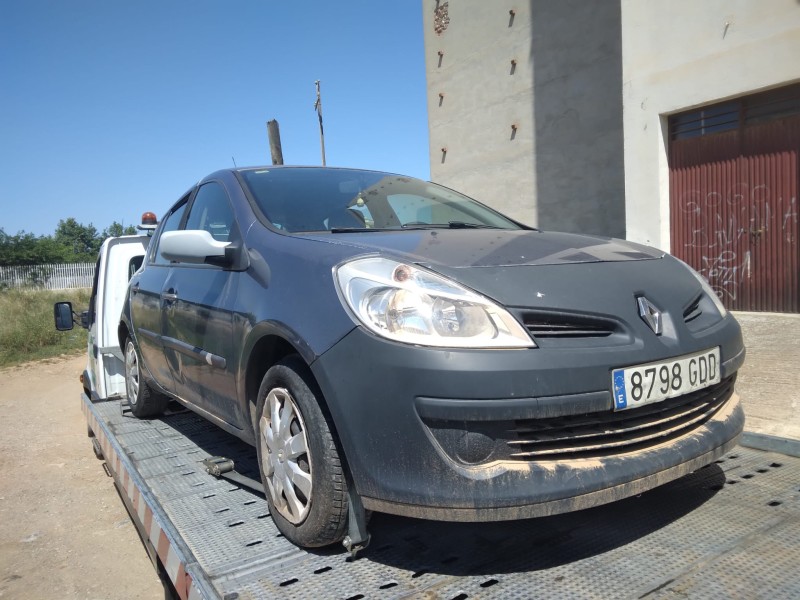 renault clio iii del año 2008