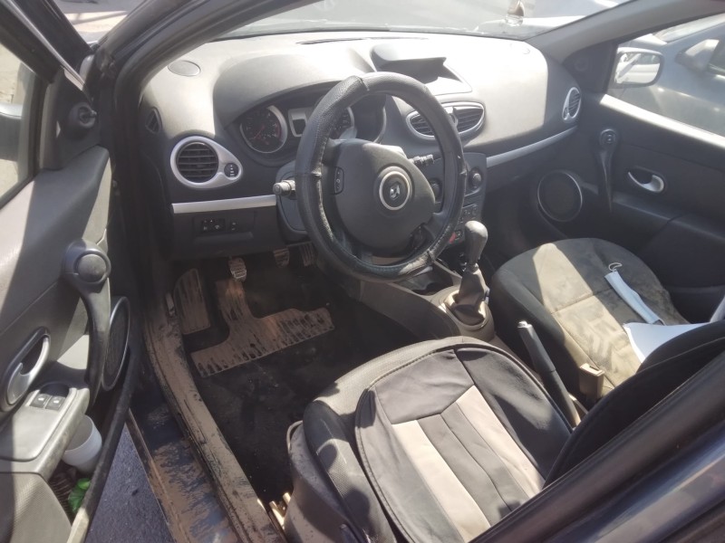 renault clio iii del año 2008