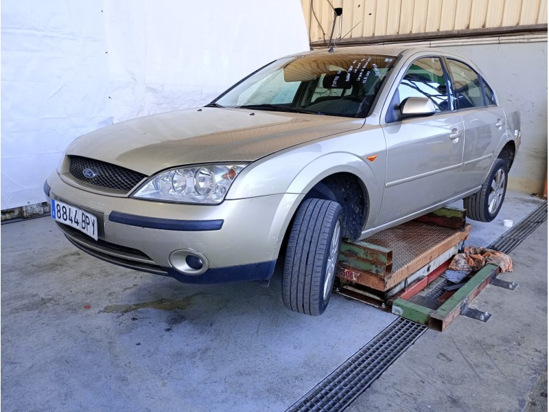 ford mondeo berlina (ge) del año 2001