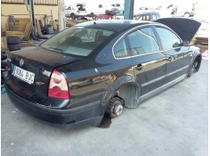 VOLKSWAGEN PASSAT BERLINA (3B3)