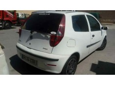 FIAT PUNTO BERLINA (188)