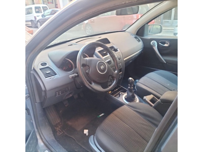 renault megane ii berlina 5p del año 2006