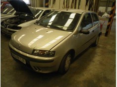 FIAT PUNTO BERLINA (188)