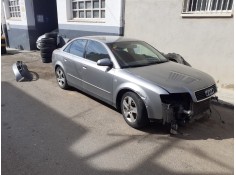 AUDI A4 BERLINA (8E)