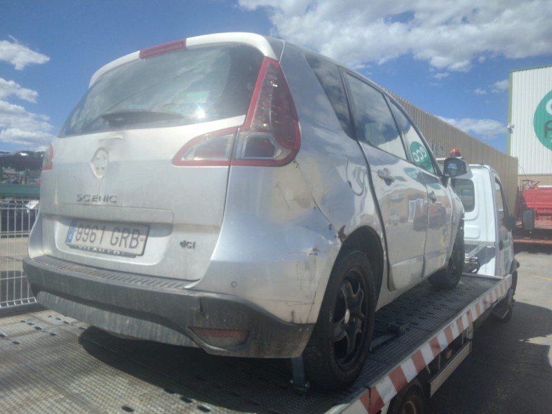 renault scenic iii del año 2009