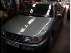 VOLKSWAGEN PASSAT BERLINA (312)