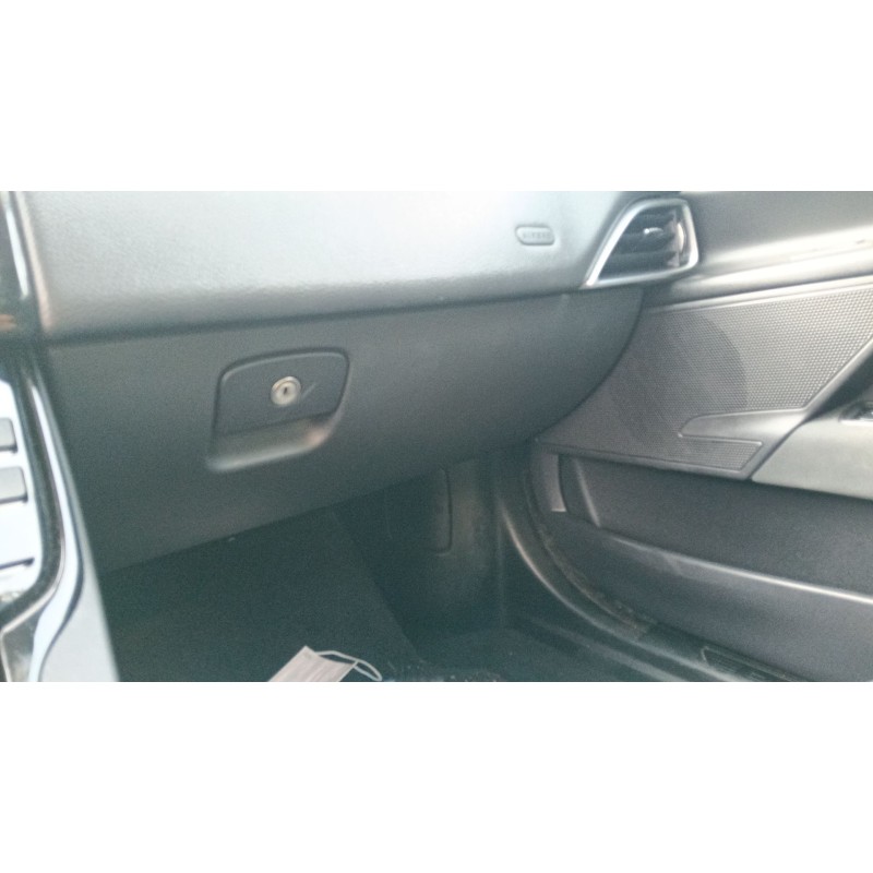 Recambio de guantera para jaguar xe (x760) 2.0 d referencia OEM IAM T2H8128AMT  
