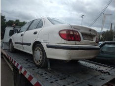 nissan almera (n16/e) del año 2000 2