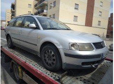 VOLKSWAGEN PASSAT VARIANT (3B5)