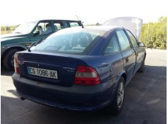 OPEL VECTRA B BERLINA