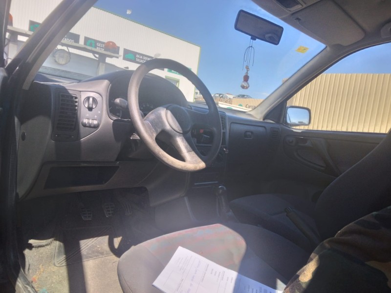 volkswagen polo berlina (6n1) del año 1997