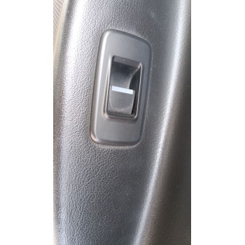 MANDO ELEVALUNAS DELANTERO DERECHO T2H3235 