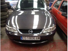 OPEL VECTRA B BERLINA