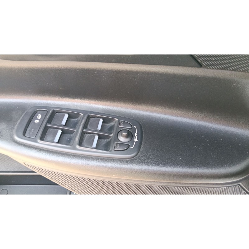 Recambio de mando elevalunas delantero izquierdo para jaguar xe (x760) 2.0 d referencia OEM IAM T2H3234  