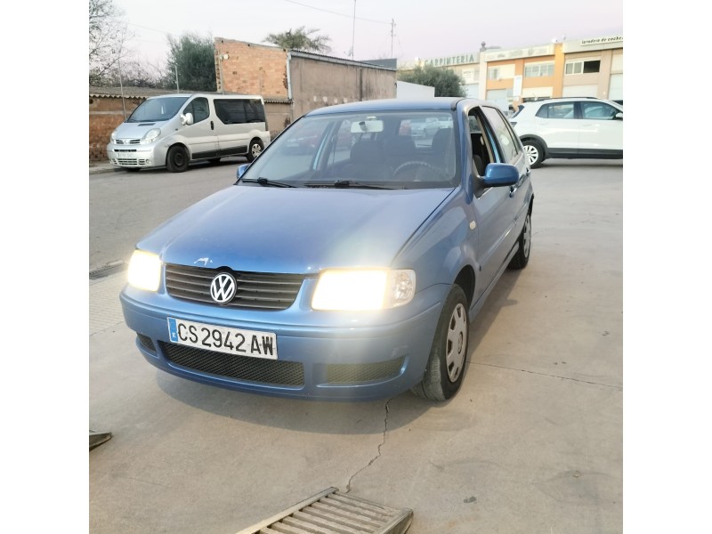 volkswagen polo berlina (6n2) del año 2000