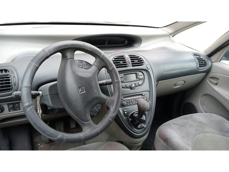 citroen xsara picasso del año 2000