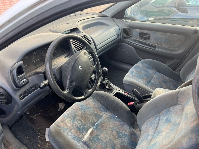 renault laguna (b56) del año 1997