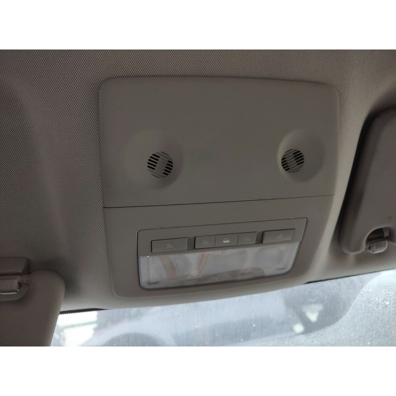 Recambio de luz interior para opel meriva b monospace (s10) 1.4 (75) referencia OEM IAM   