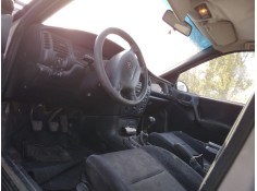 OPEL VECTRA B BERLINA