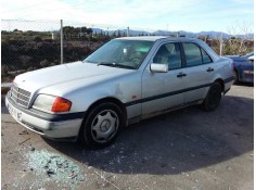 MERCEDES-BENZ CLASE C (W202) BERLINA