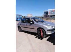 PEUGEOT 206 BERLINA