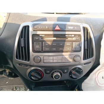 SISTEMA AUDIO / RADIO CD 