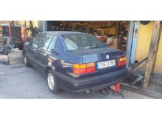 VOLKSWAGEN VENTO (1H2)