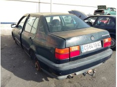 VOLKSWAGEN VENTO (1H2)