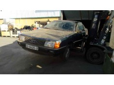 AUDI 100 BERLINA (443)