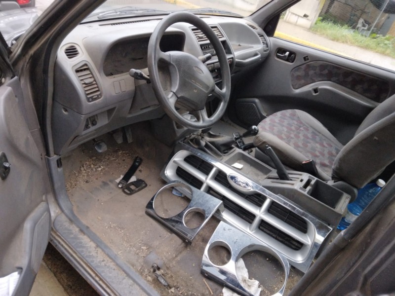 ford maverick (nl) del año 1997