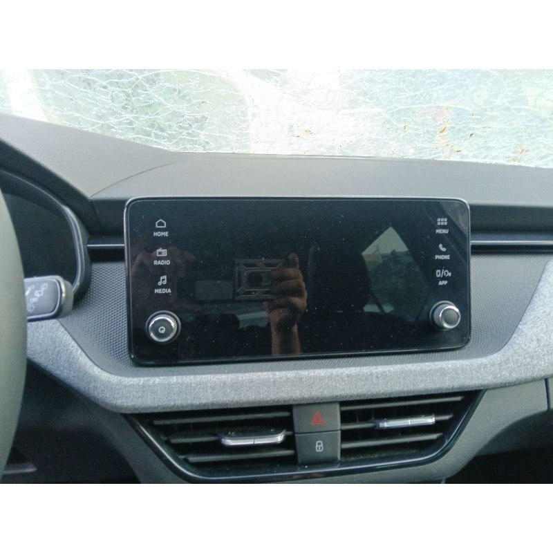 Recambio de pantalla multifuncion para skoda scala (nw1) 1.0 tsi referencia OEM IAM   