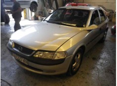 OPEL VECTRA B BERLINA
