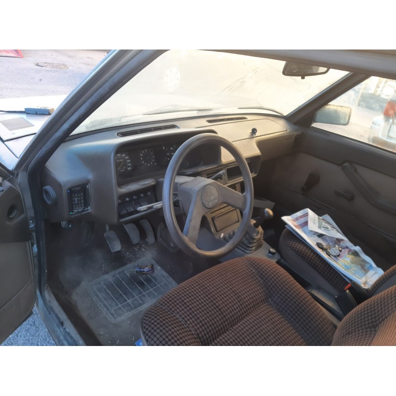 seat 131 del año 1983