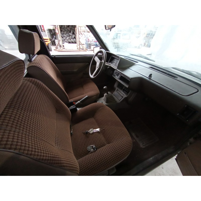 seat 131 del año 1983