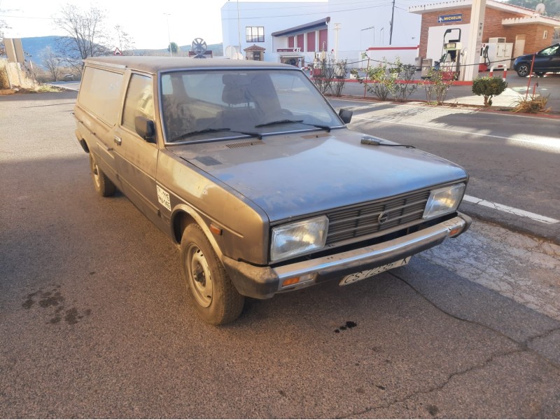 seat 131 del año 1983