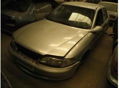 OPEL VECTRA B BERLINA