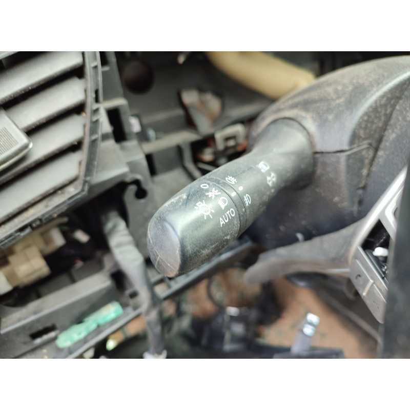 Recambio de mando intermitentes para nissan qashqai ii (j11, j11_) 1.5 dci referencia OEM IAM   