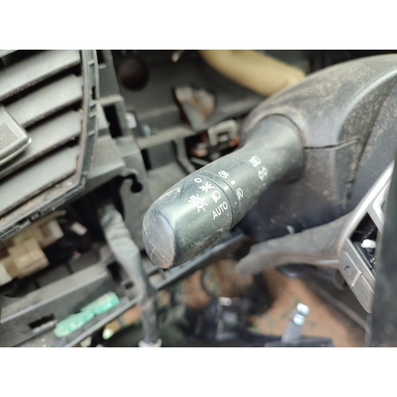 Recambio de mando intermitentes para nissan qashqai ii (j11, j11_) 1.5 dci referencia OEM IAM   
