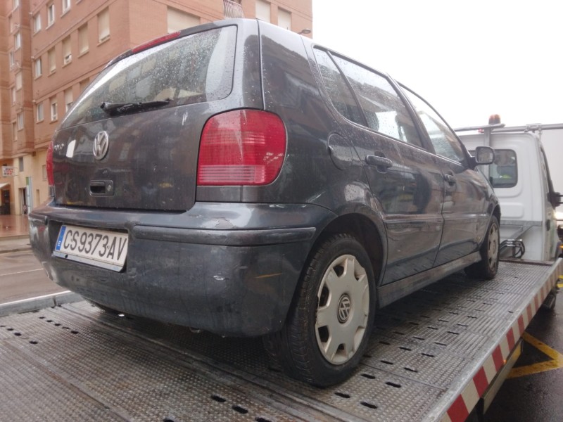 volkswagen polo berlina (6n2) del año 2000