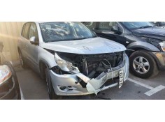 VOLKSWAGEN TIGUAN (5N1)