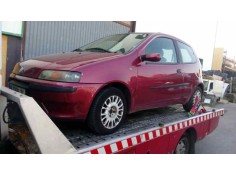 FIAT PUNTO BERLINA (188)