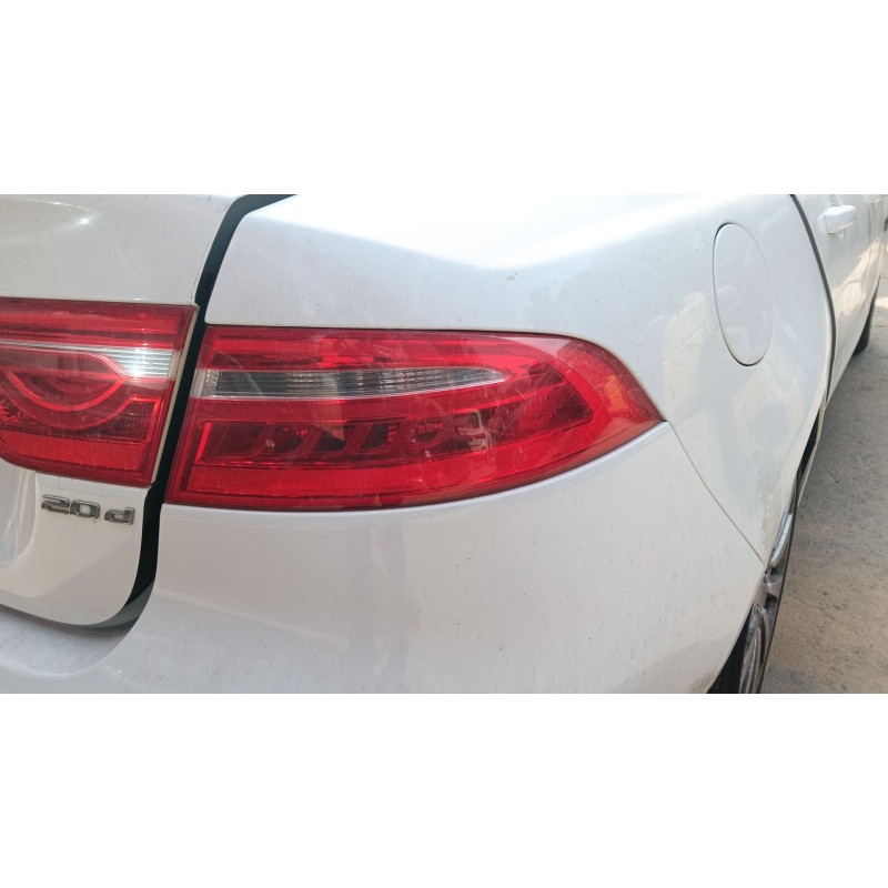 Recambio de piloto trasero derecho para jaguar xe (x760) 2.0 d referencia OEM IAM T4N39457  