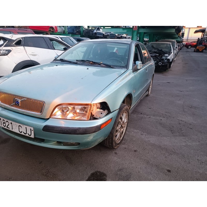 VOLVO S40 BERLINA