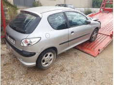 PEUGEOT 206 BERLINA