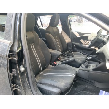 ASIENTO DELANTERO IZQUIERDO 