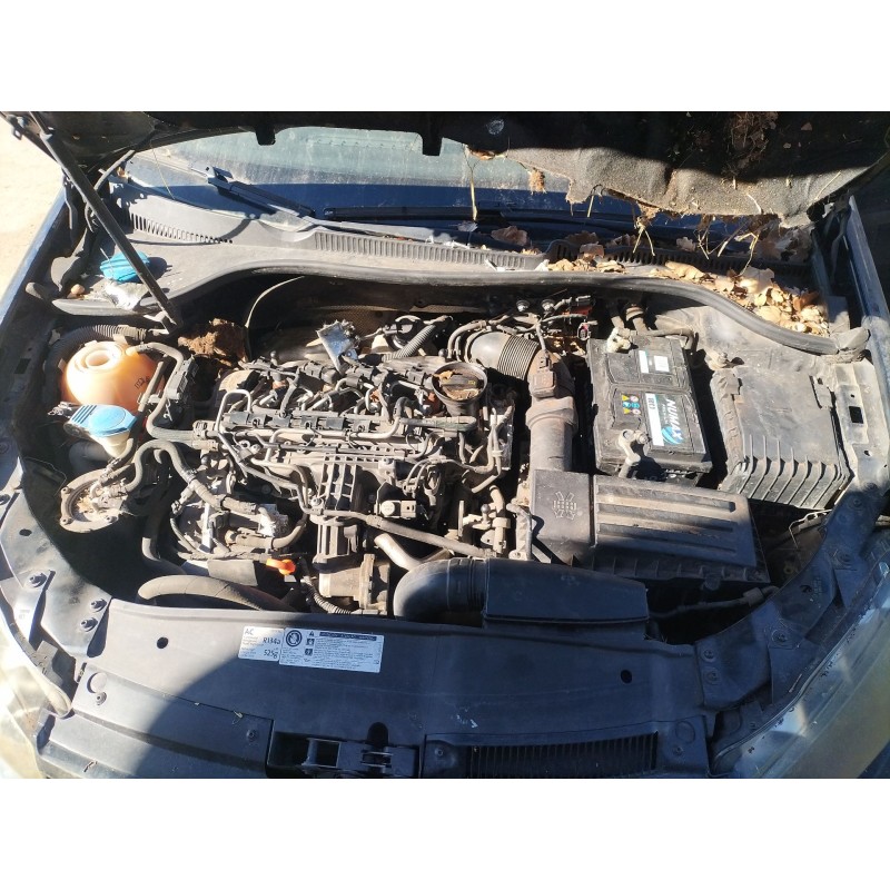 Recambio de despiece motor para volkswagen golf vi (5k1) 1.6 tdi referencia OEM IAM   