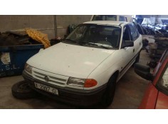 OPEL ASTRA F BERLINA